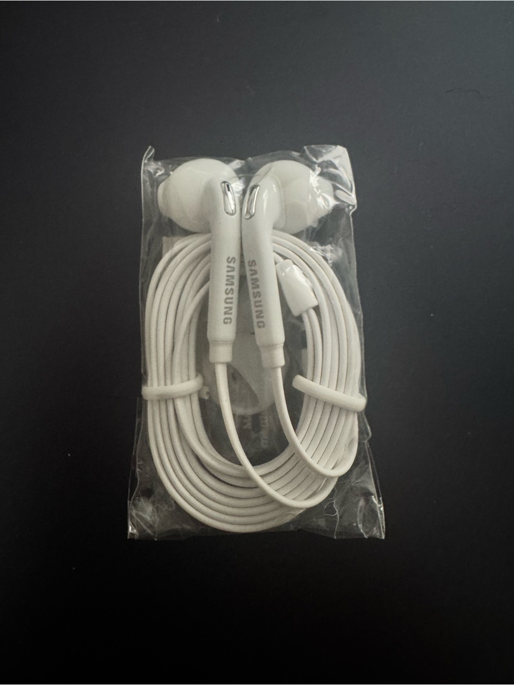 NEW! Samsung White Wired Earphones with 3.5mm Plug